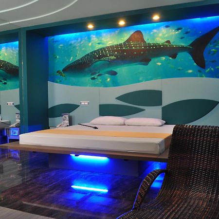 Hotel Dream World Las Pinas Exterior photo